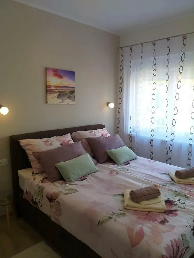 Apartman Luka プーラ アパート